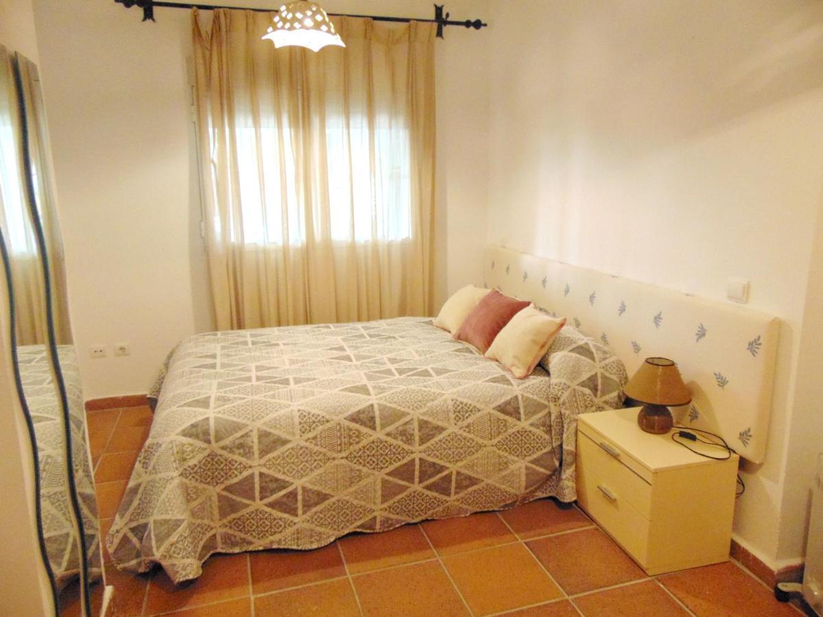4 Bedrooms House With Enclosed Garden And Wifi At Sanlucar La Mayor Holiday home Seville