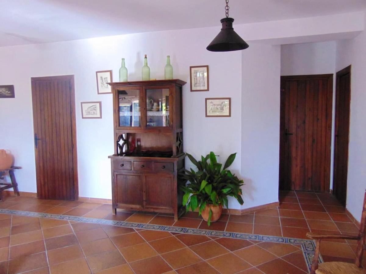 Holiday home 4 Bedrooms House With Enclosed Garden And Wifi At Sanlucar La Mayor Seville