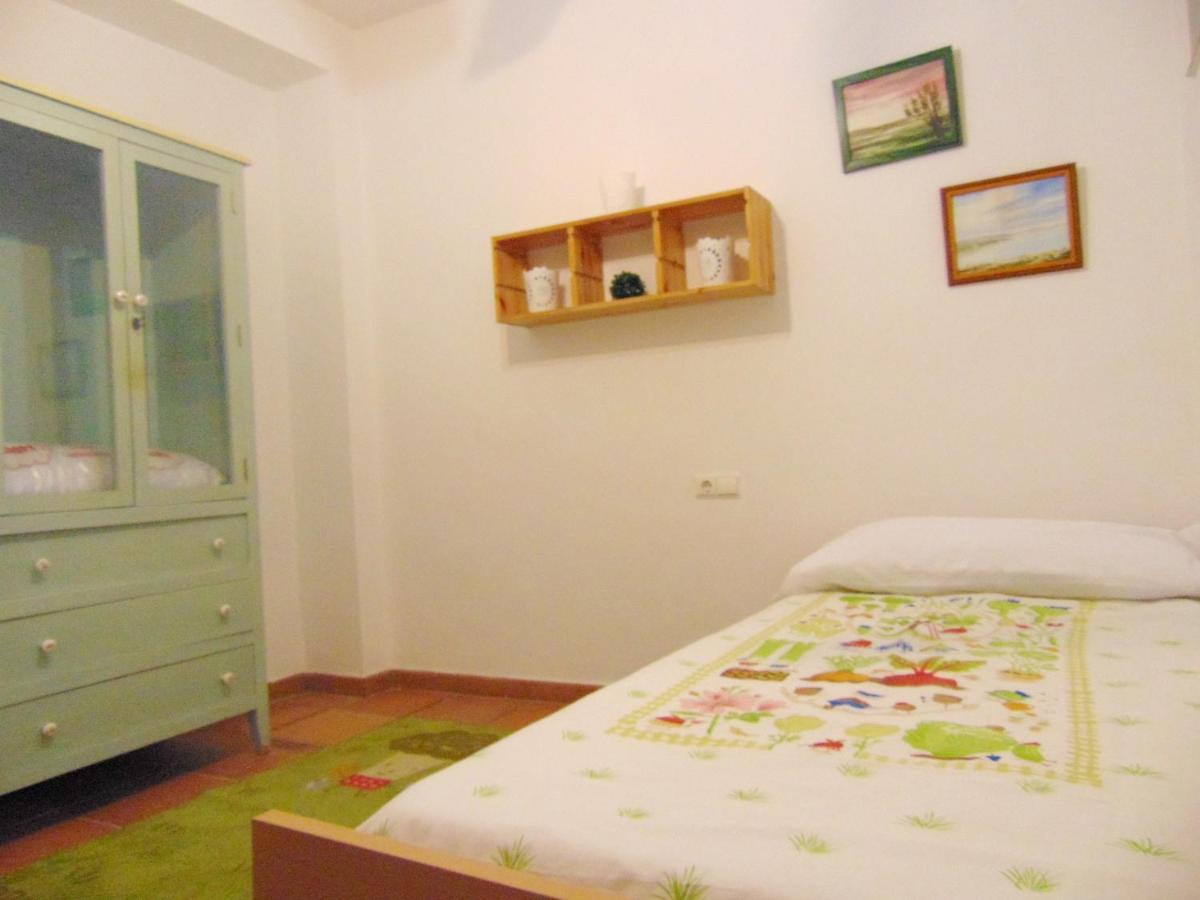 4 Bedrooms House With Enclosed Garden And Wifi At Sanlucar La Mayor