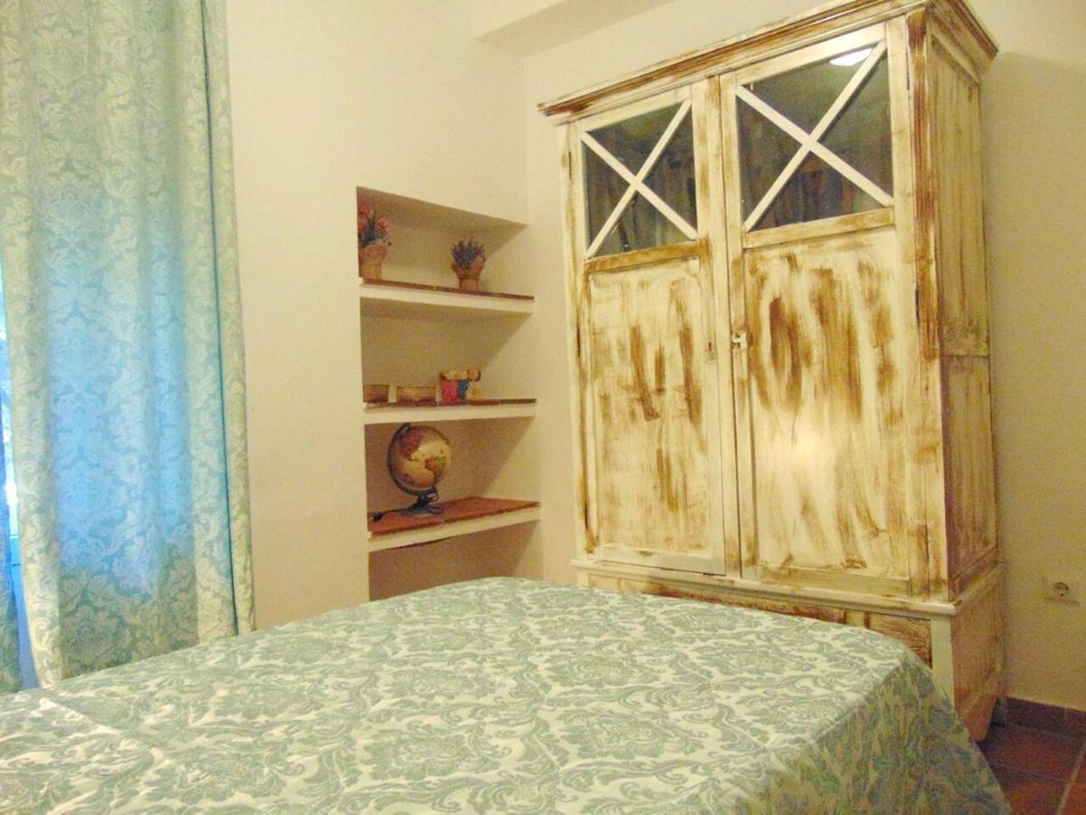 4 Bedrooms House With Enclosed Garden And Wifi At Sanlucar La Mayor * Sevilla