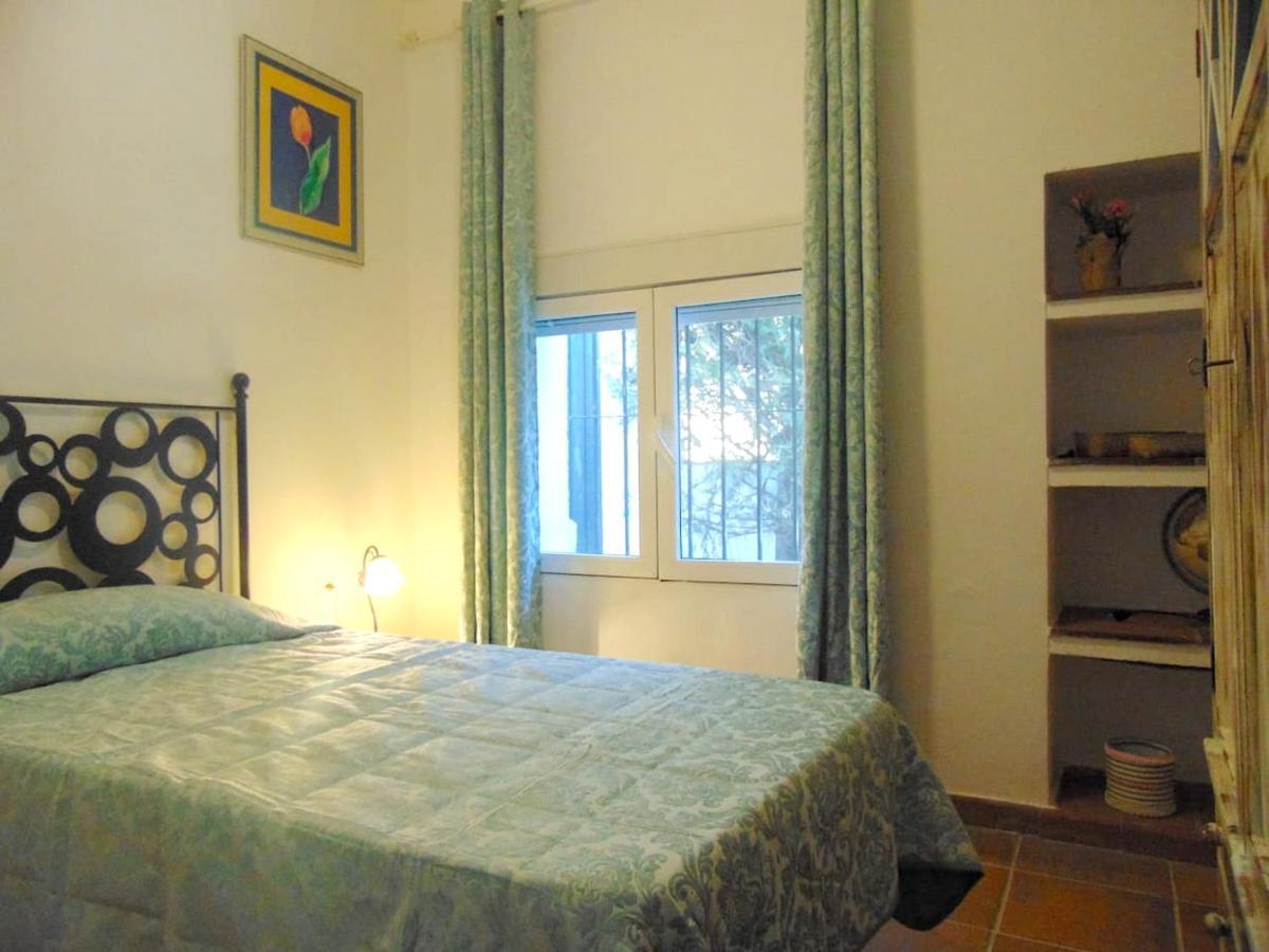 4 Bedrooms House With Enclosed Garden And Wifi At Sanlucar La Mayor